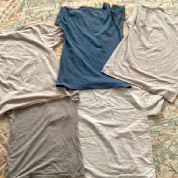 5 St. Louis Blues Ladies Medium t-shirt’s - Picture 5 of 5